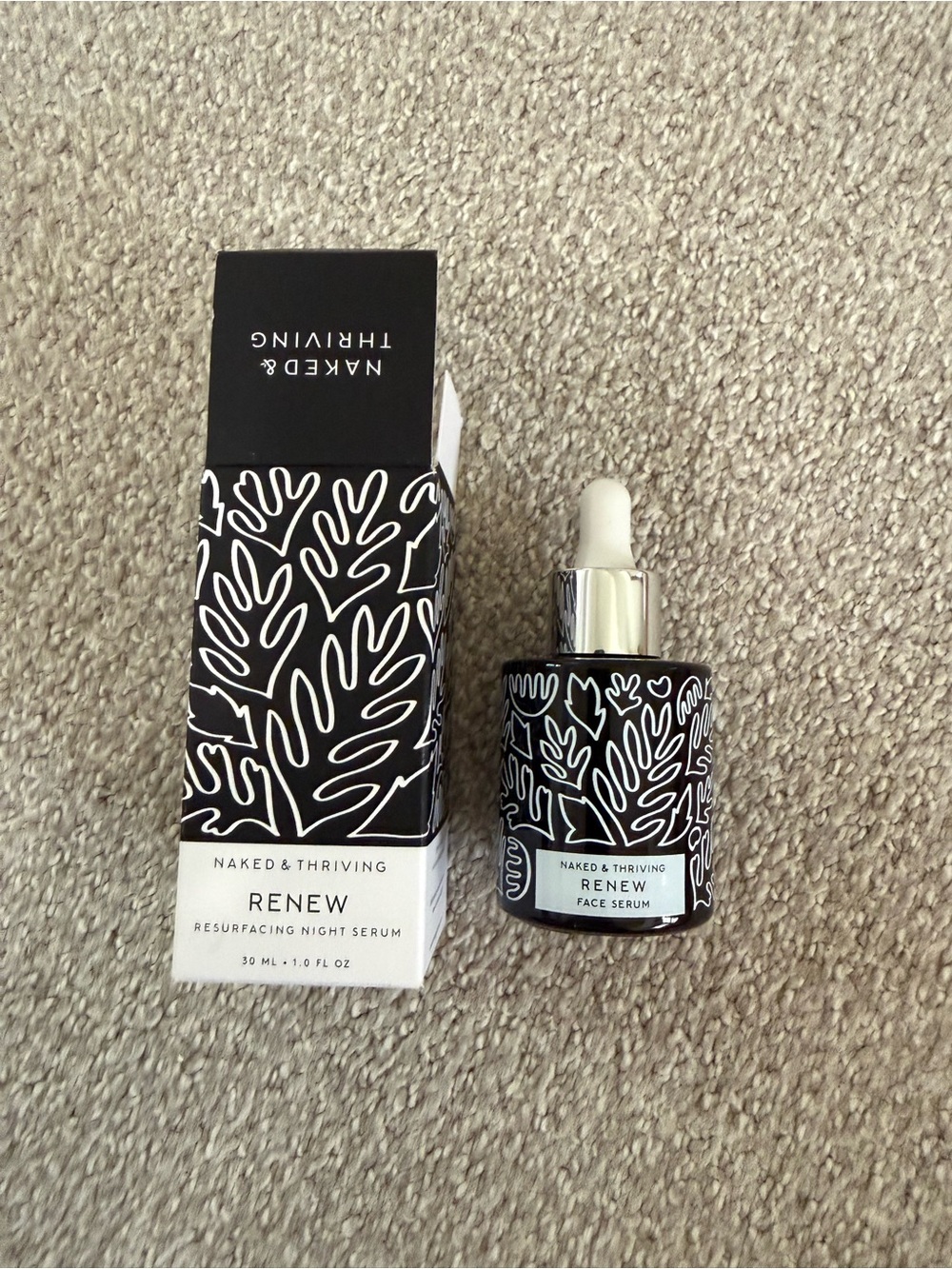 Naked & Thriving Renew Resurfacing Night Face Serum - Black & White Bottle - Picture 5 of 6